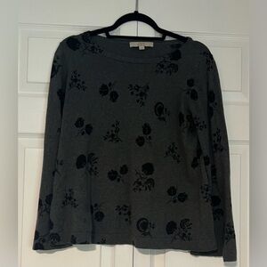 Loft long sleeved shirt with open wrist area